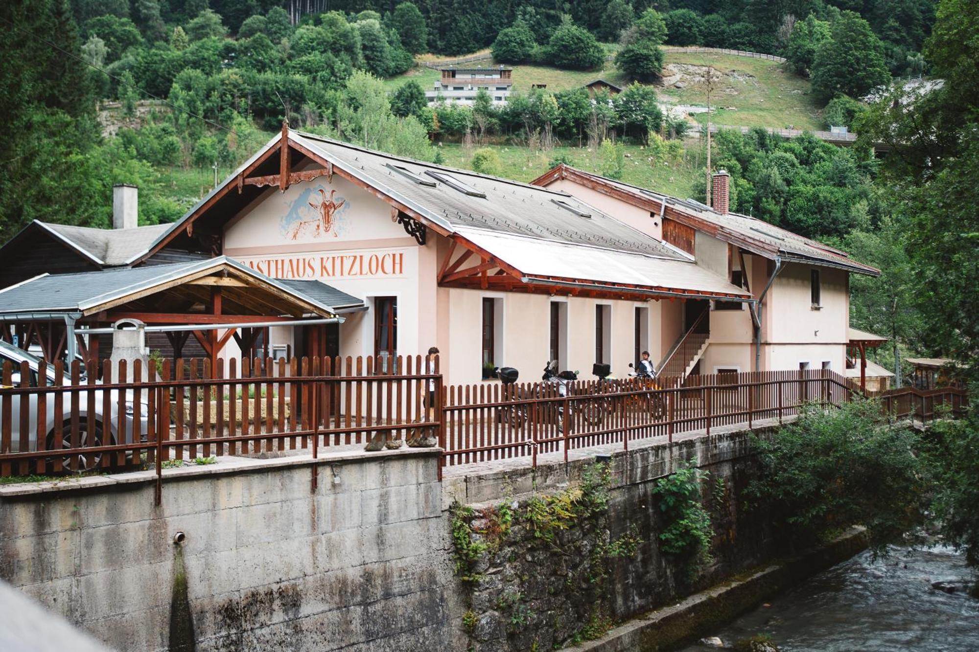 Gasthaus Kitzloch Taxenbach Eksteriør bilde